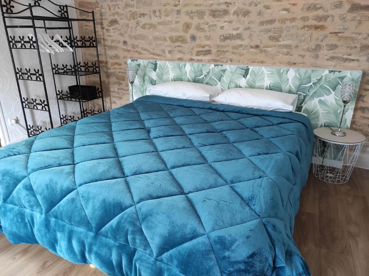 Appartement Oingt - Les Meubles Des Pierres Dorees Theize Екстериор снимка